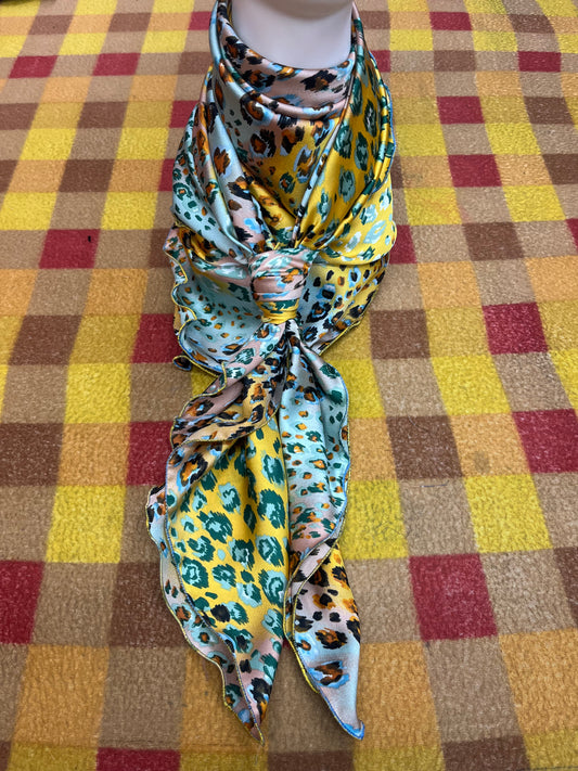 Wild Rag 45x45 multi color/ leopard print