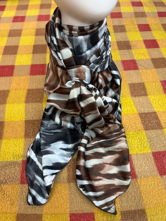 Wild Rag 45x45 black/brown zebra/ animal print