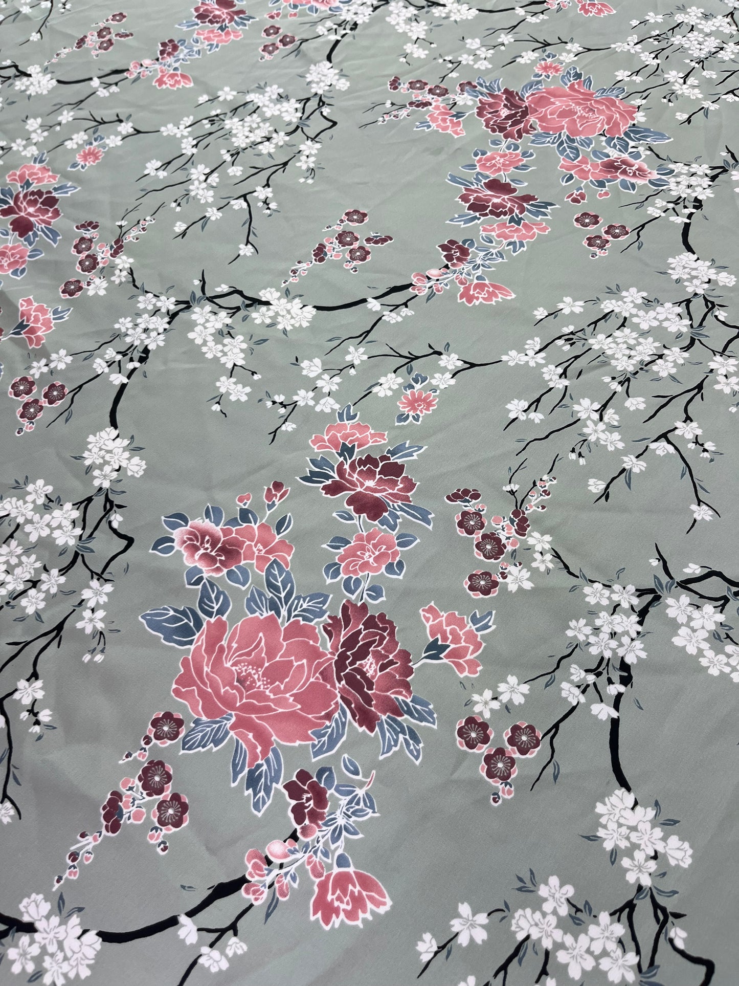 Wild Rag 45x45 silver/ pink roses