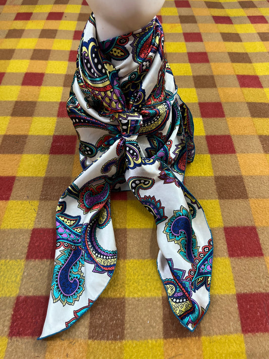 Wild Rag 45x45 ivory/ turquoise/ purple/ red paisley