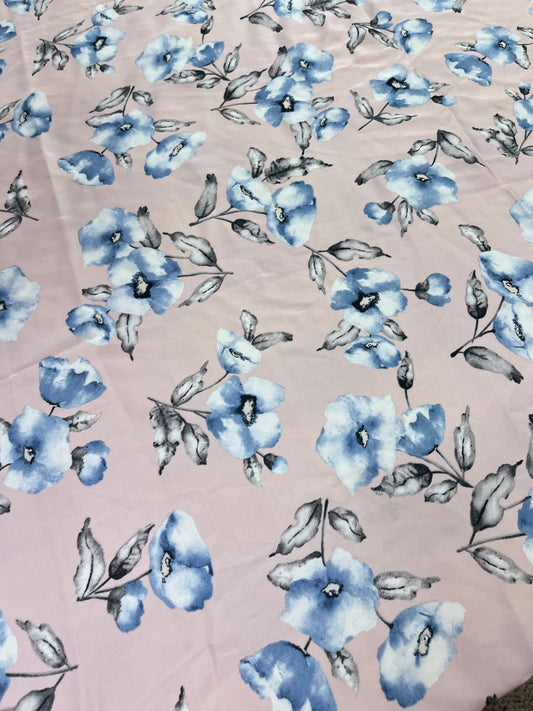 Wild Rag 45x45 light pink/ light blue flowers