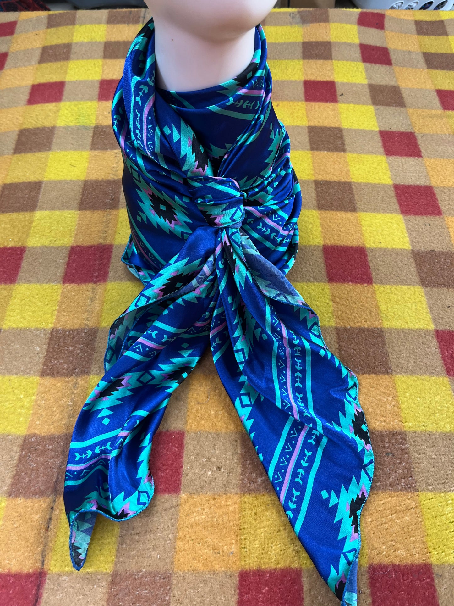Wild Rag 45x45 blue/turquoise stripe chevron