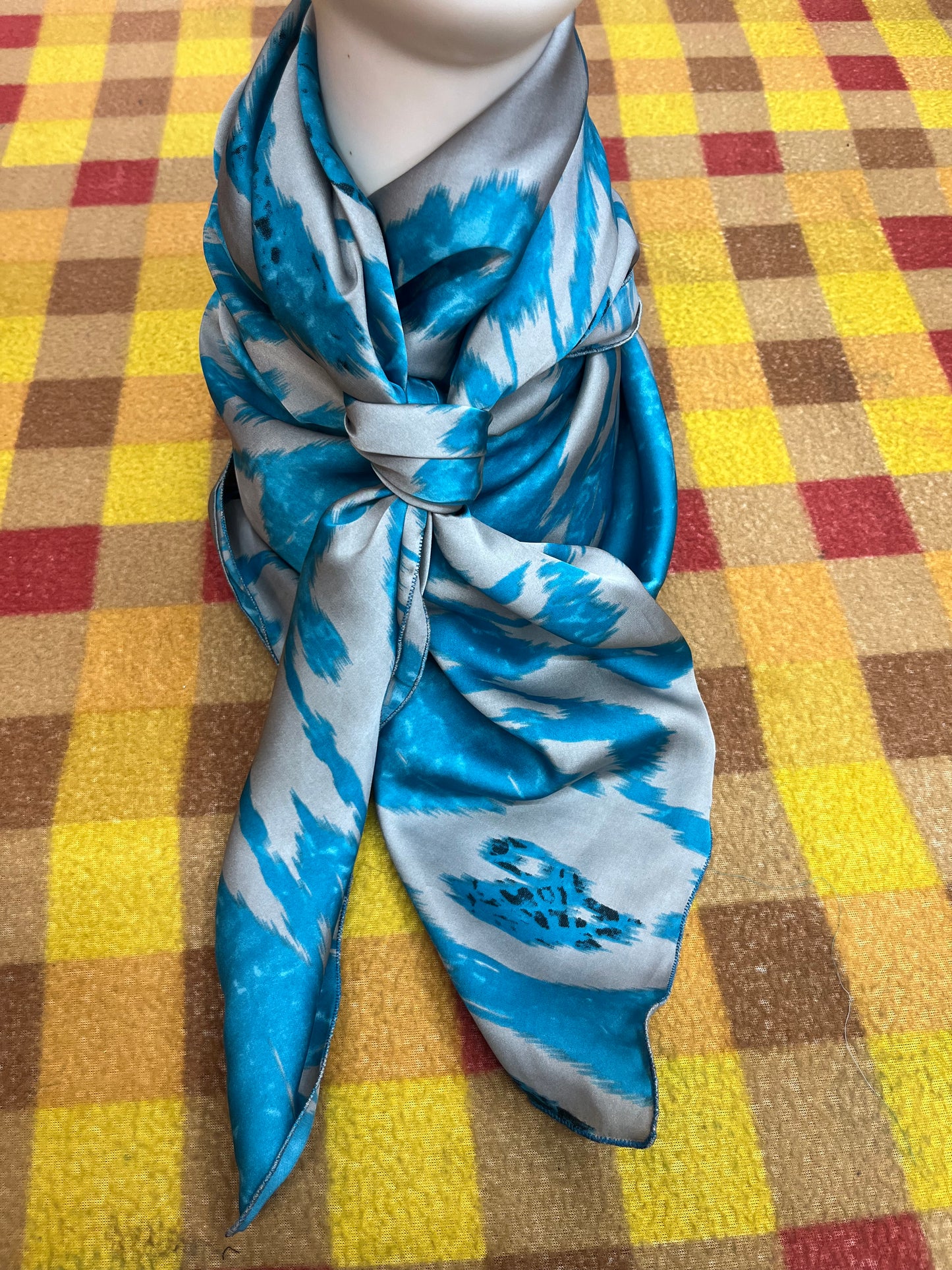 Wilde Rag 45x45 silver/teal blue Damascus