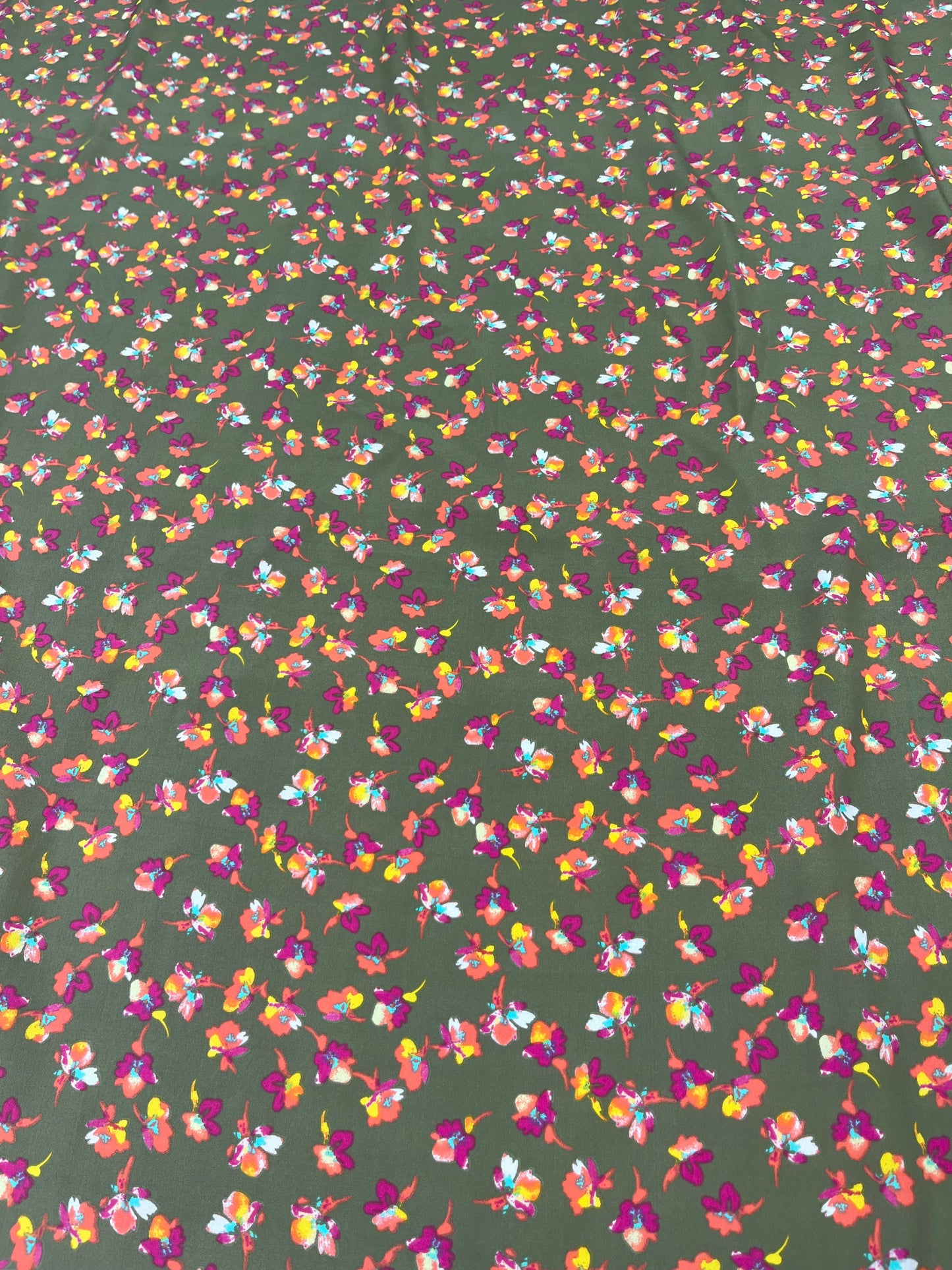 Wild Rag 45x45 grey/pink floral