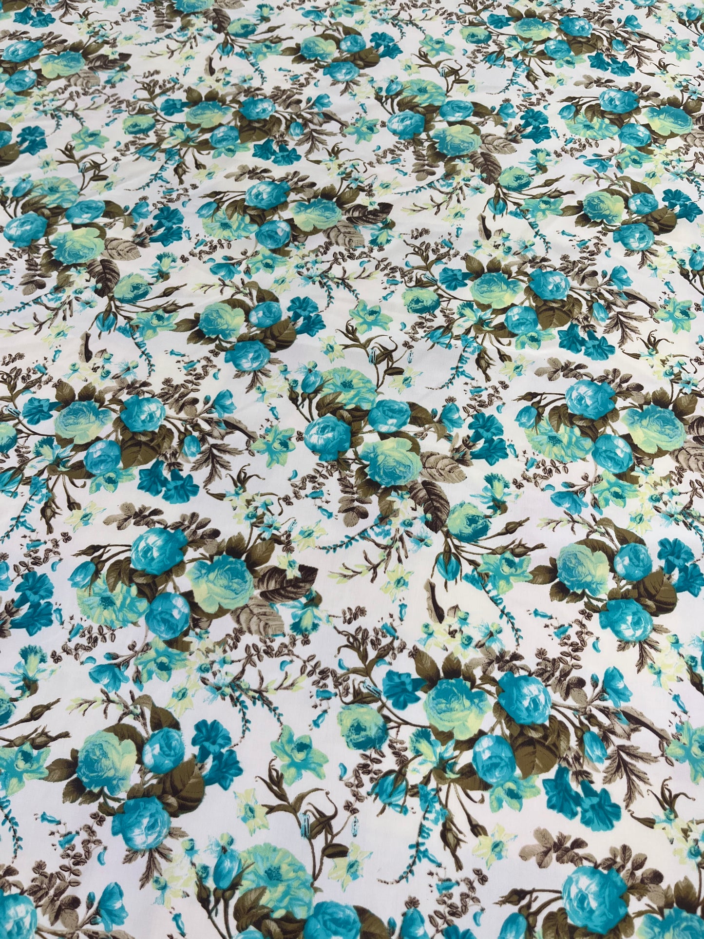 Wild Rag 45x45 teal roses