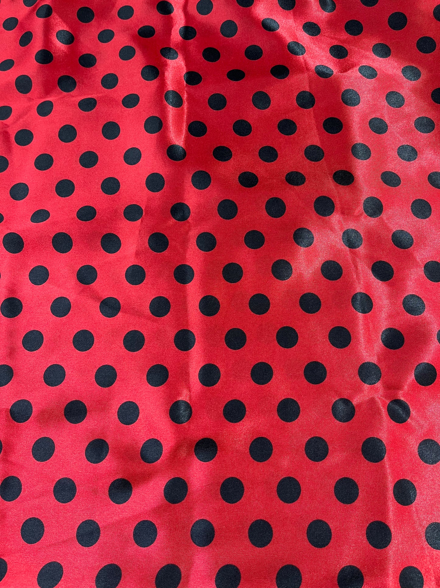 Wild Rag 45x45 red/ black polka dot