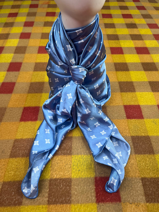 Wild Rag 45x45 blue/ white tiny Chevron