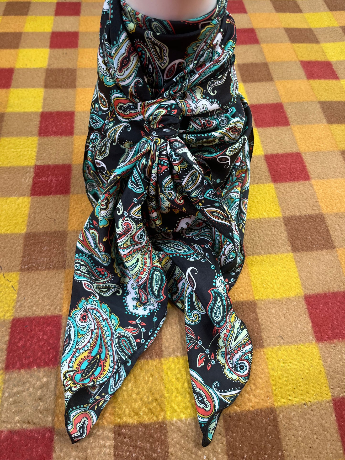 Wild Rag 45x45 black/turquoise/ yellow/orange paisley