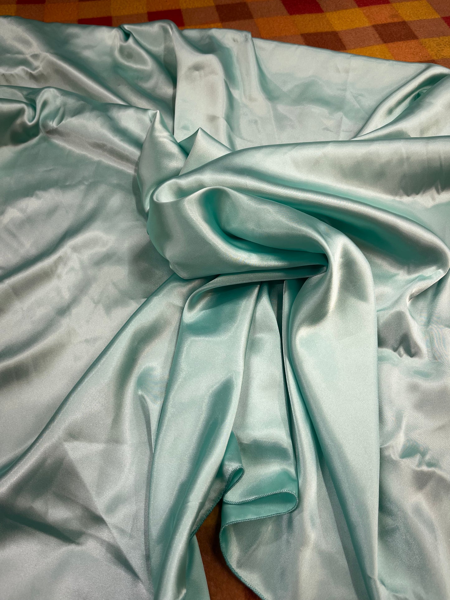 Wild Rag 45x45 light turquoise solid