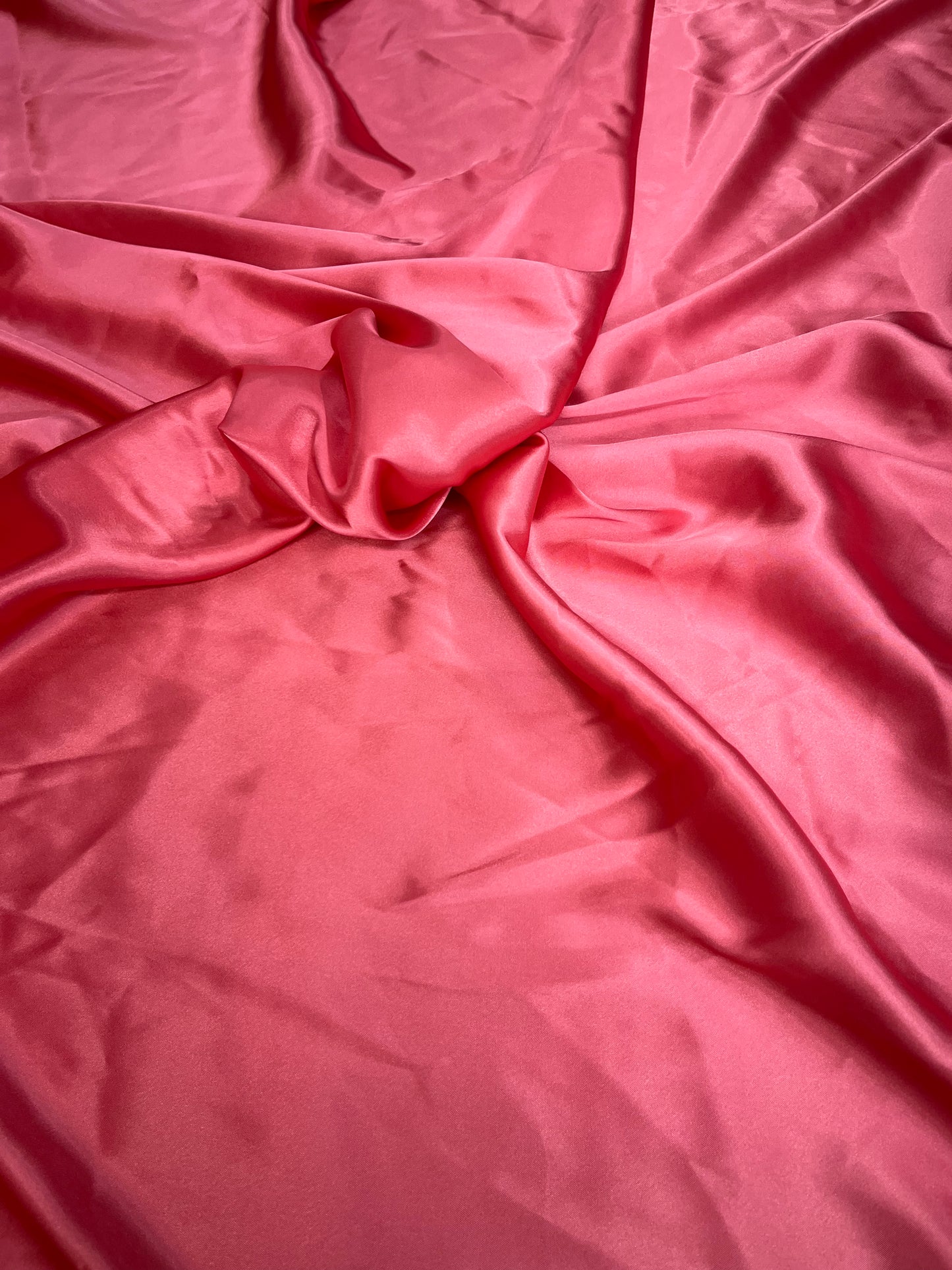 Wild Rag 45x45 flamingo pink solid