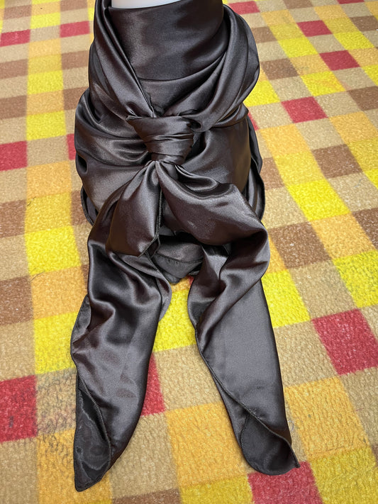 Wild Rags 45x45 dark brown