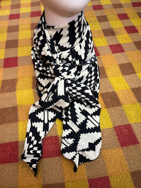 Wild Rags 45x45 black/white diamond