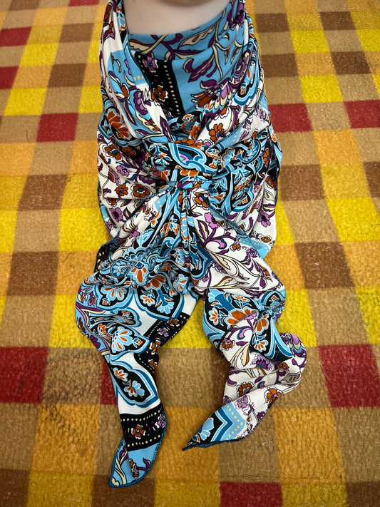 Wild Rags 45x45  baby blue/ orange floral zig zag