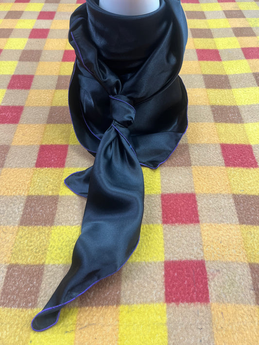 Wild Rag 45x45 . Black solid/ purple stitching