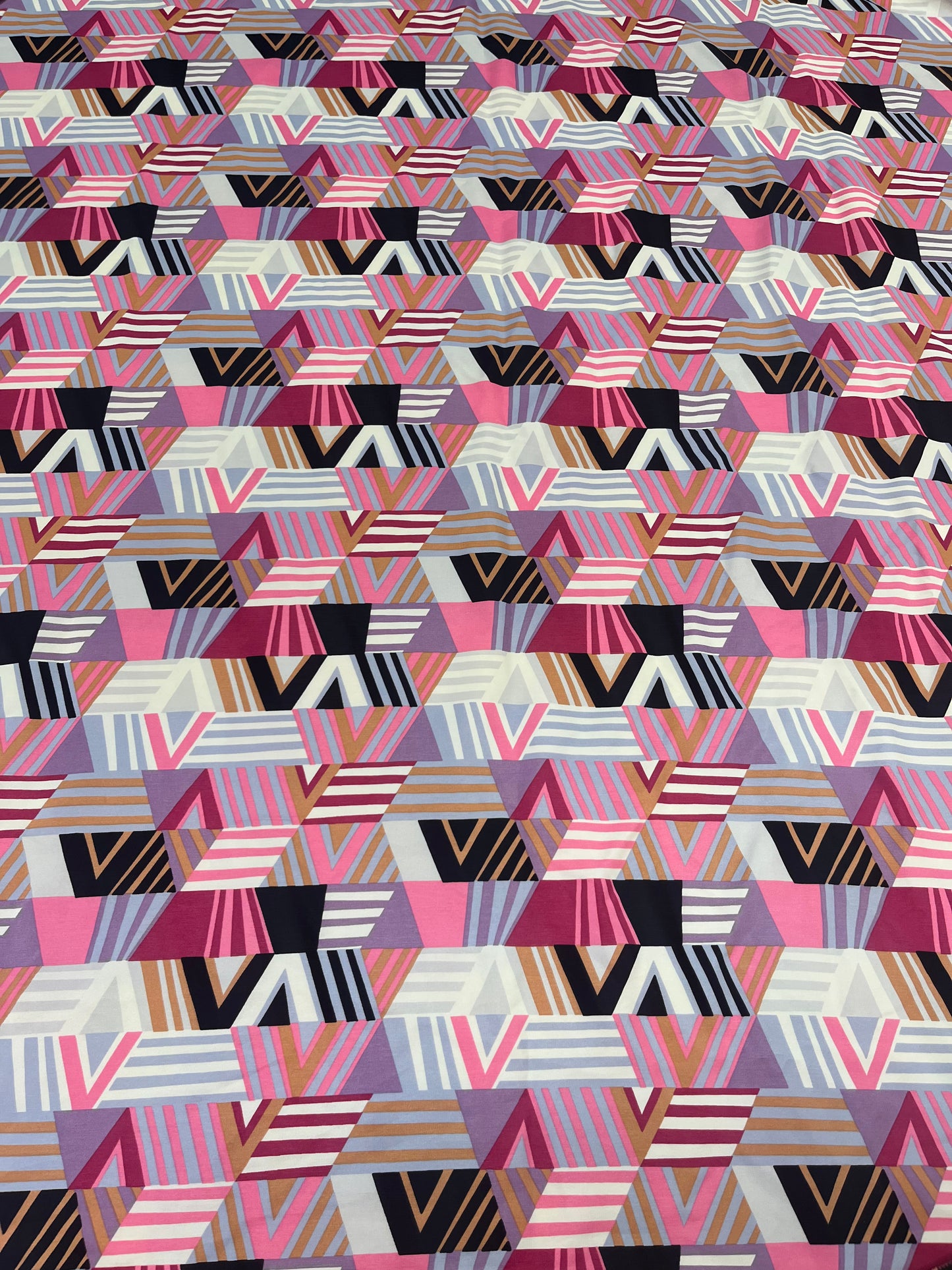 Wild Rag 45x45pink/black triangles