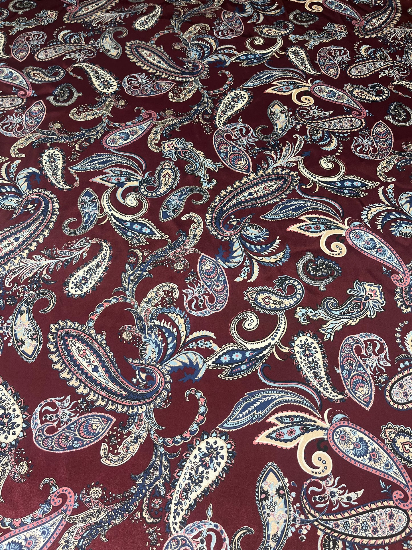 Wild Rag 45x45 maroon paisley