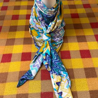 45x45 Wild Rag blue/green blot pattern