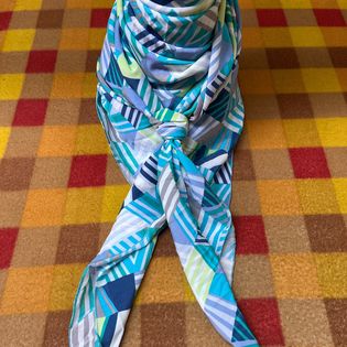 45x45 Wild Rag blue/ green triangle