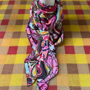 45x45 Wild Rag pink/orange medallion