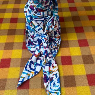 45x45 Wild Rag white/blue/purple multi color